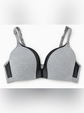 LIVELY Gray Black Wireless Molded Cup Bra 34DD NWOT